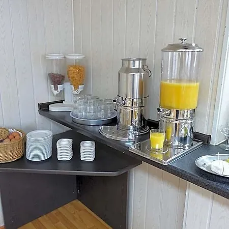 Hotel Stern 2*
