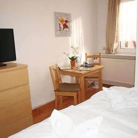 Stern Hotel